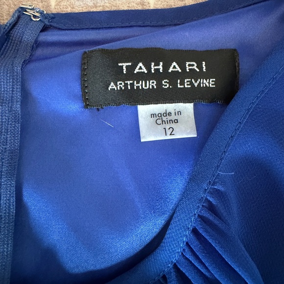 Tahari by Arthur S. Levine Women's Keyhole Chiffon Dress, Royal Blie, 12 - Picture 7 of 13